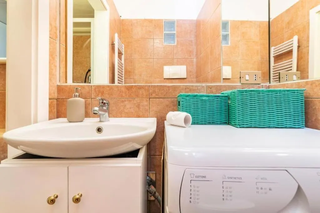 Grazioso Apartamento Milão 0*,  Itália